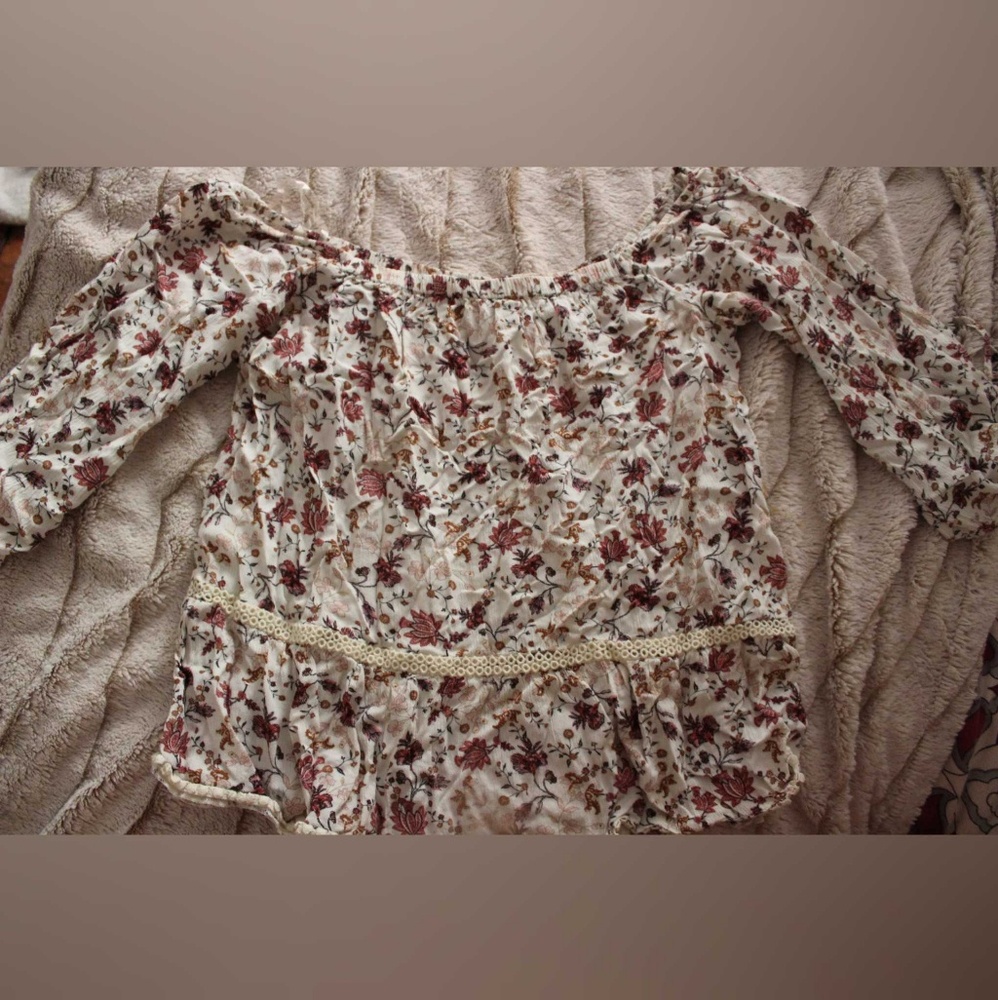 AE Off the Shoulder Floral Peplum Top